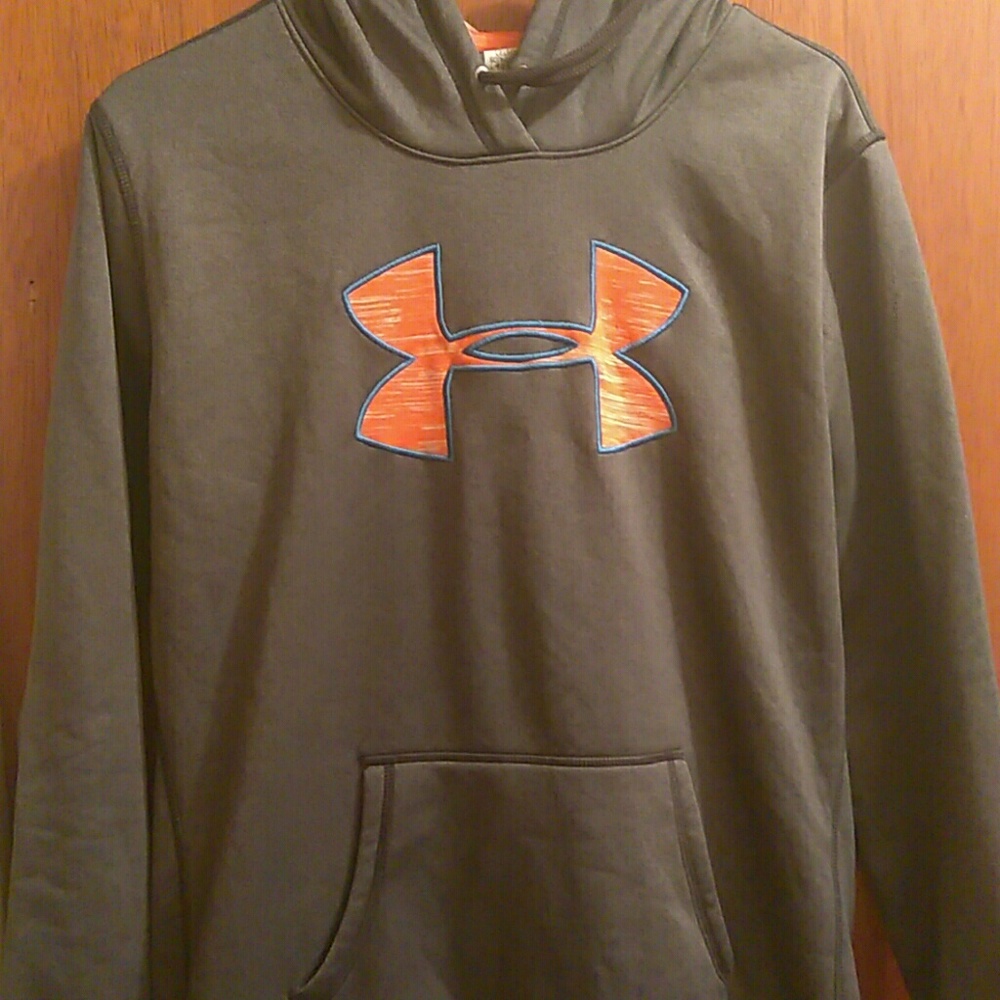 Under Armour hoodie